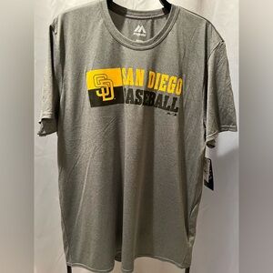 Majestic Men’s San Diego Padres T-shirt